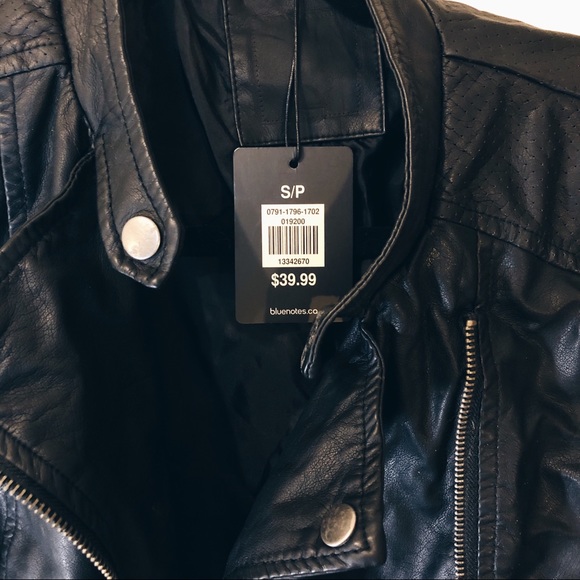 Leather jacket - Picture 2 of 5